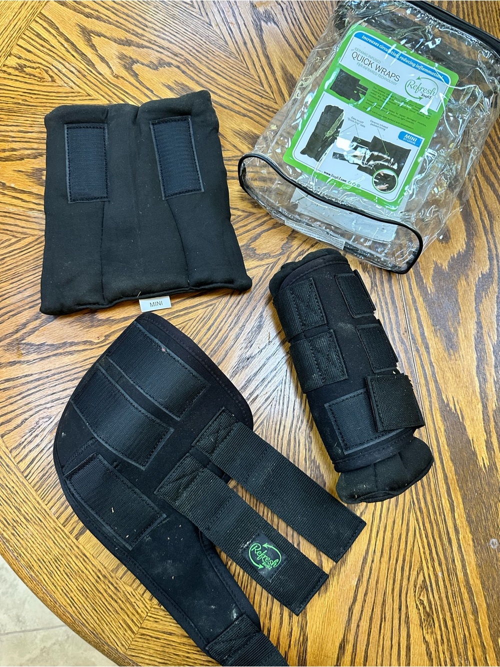 Mini horse like new Reflex Black infra red  Equine Wraps